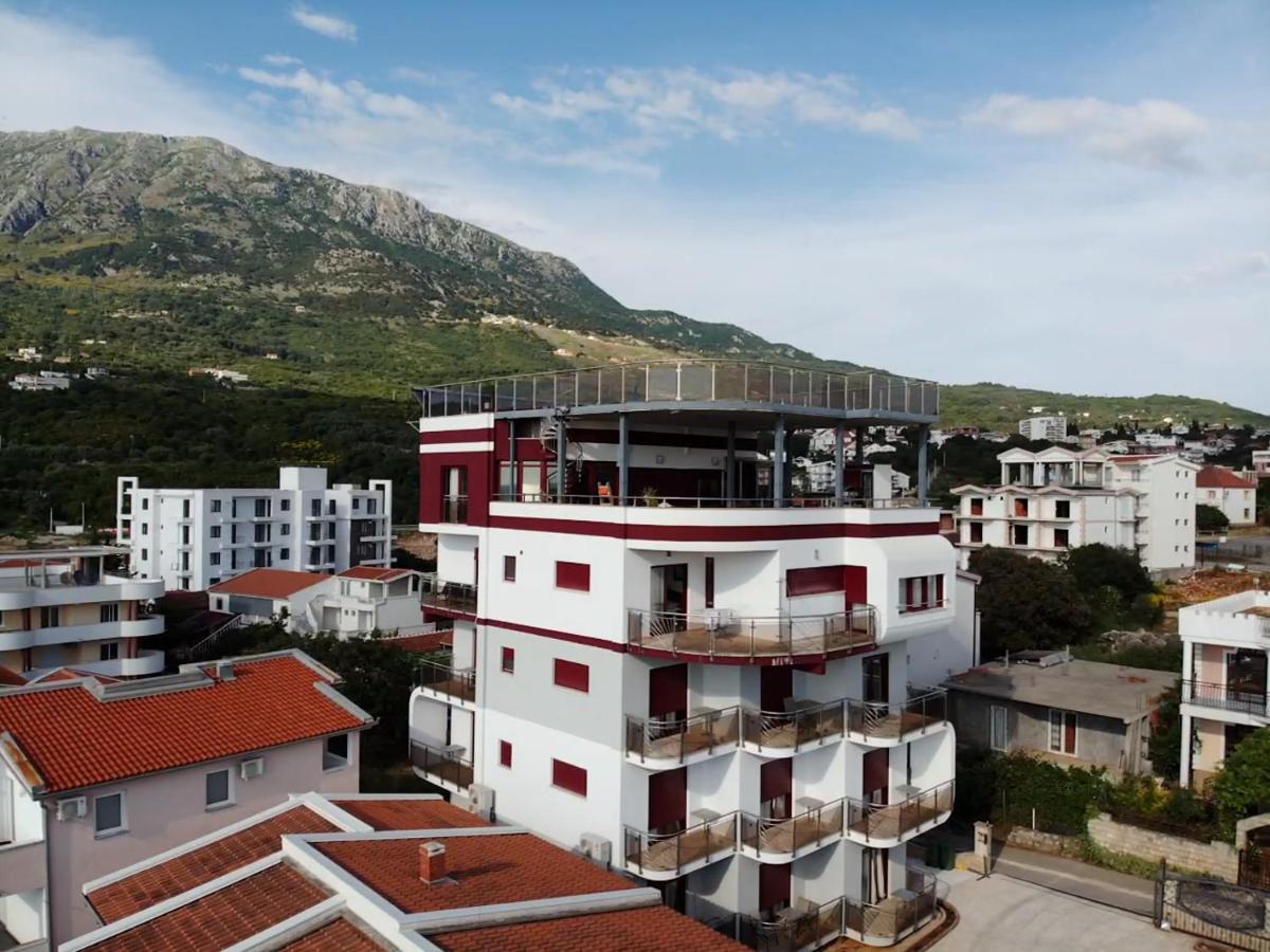 Compass Aparthotel Dobra Voda Zewnętrze zdjęcie