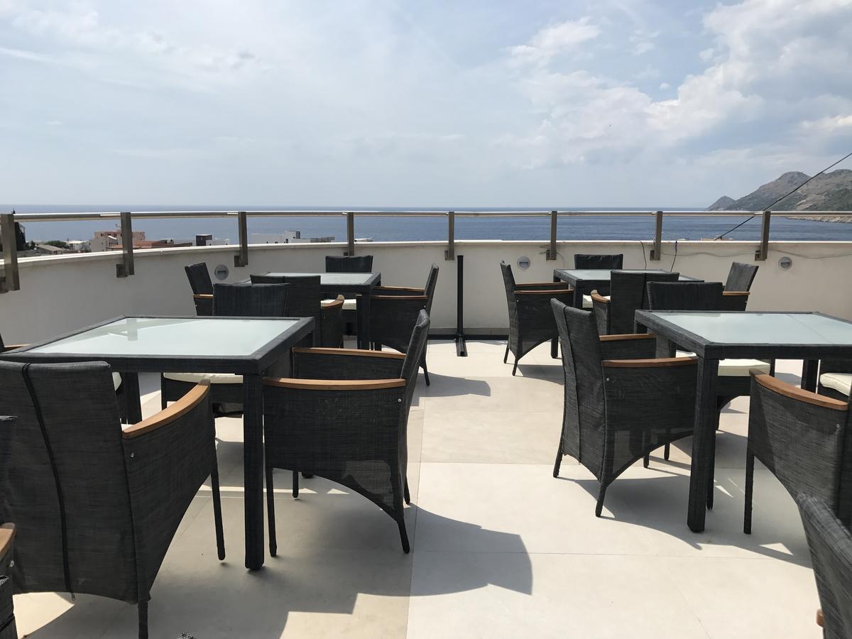 Compass Aparthotel Dobra Voda Zewnętrze zdjęcie