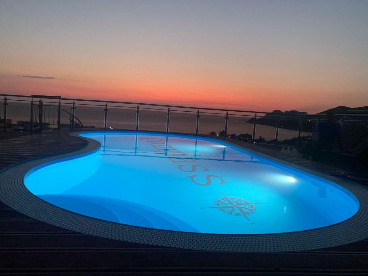 Compass Aparthotel Dobra Voda Zewnętrze zdjęcie